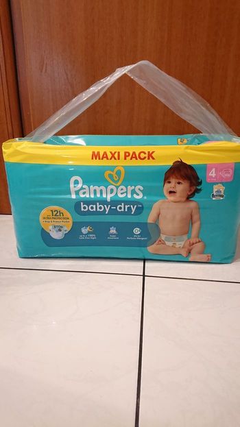 couche taille 4 maxi  pack