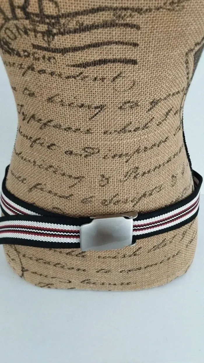 Ceinture rayée noir rouge et blanc - photo numéro 4