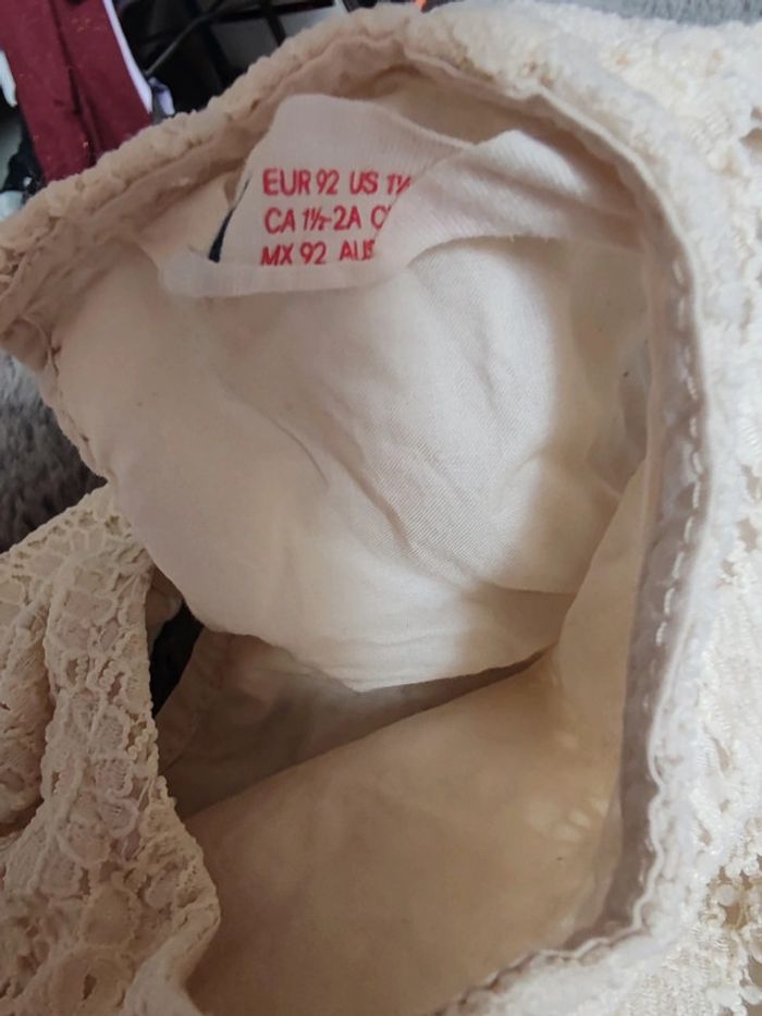 Haut dentelle h&M - photo numéro 2