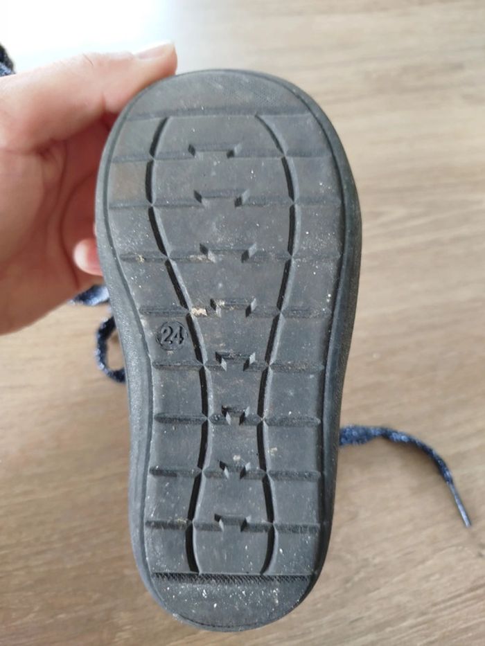 Chaussures fille pointure 24 - photo numéro 7