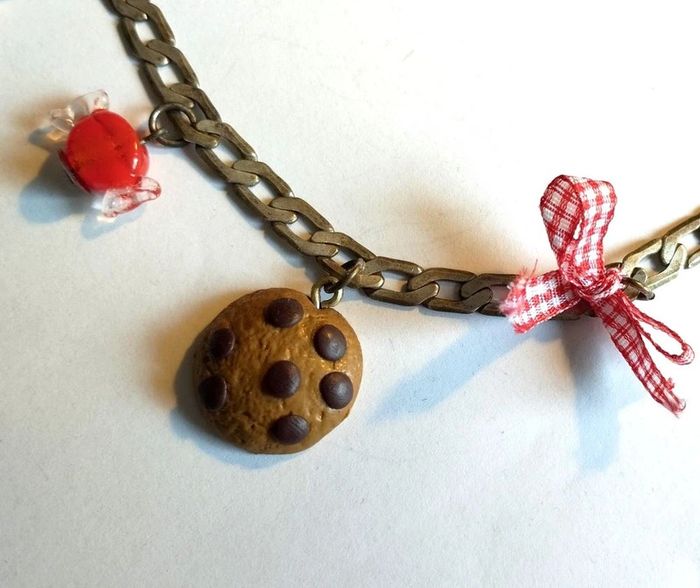 Collier cookie bonbon pain d'épices - photo numéro 4