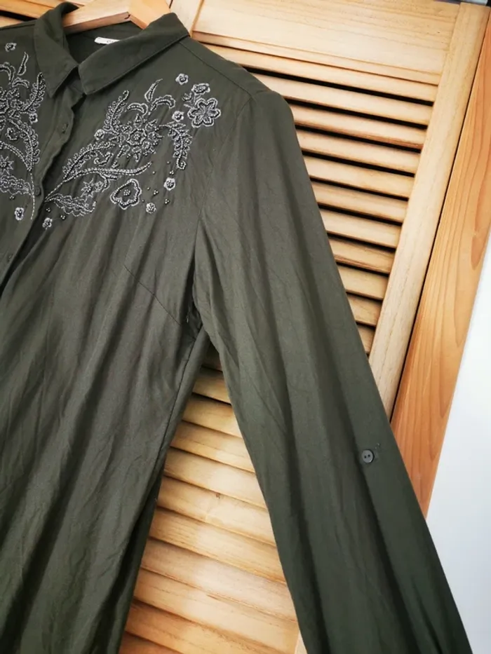 Chemise longue kaki broderies Camaieu - photo numéro 3
