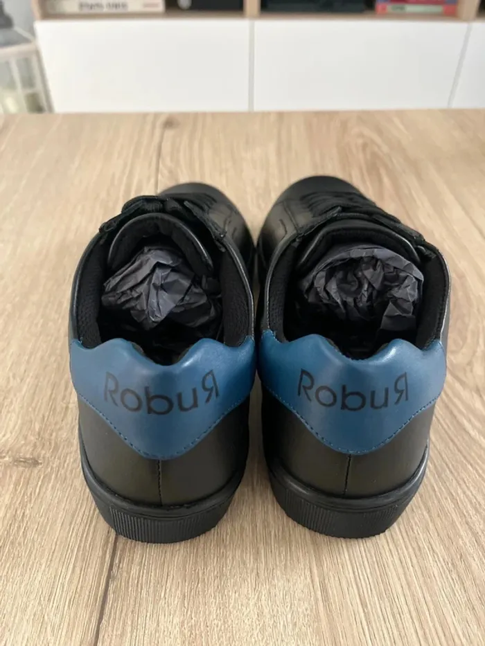 Paire de basket de service en cuir Robur taille 38 neuve - photo numéro 4