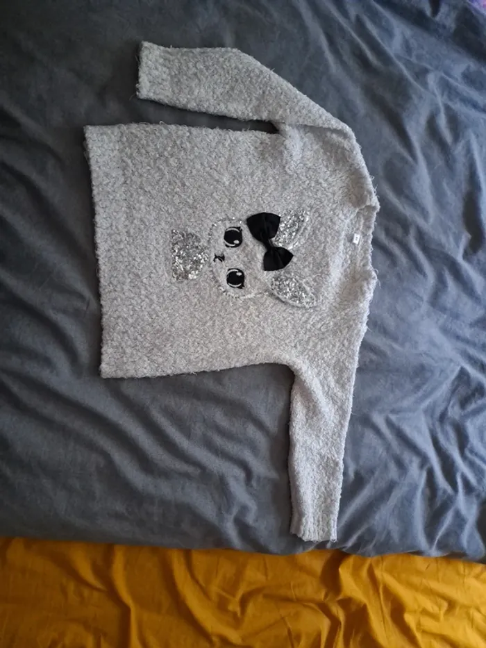 Pull blanc 4ans