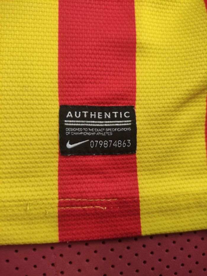 Maillot de foot Neymar FC Barcelone, Nike Authentique Officiel taille enfant 12/13 ans - photo numéro 9