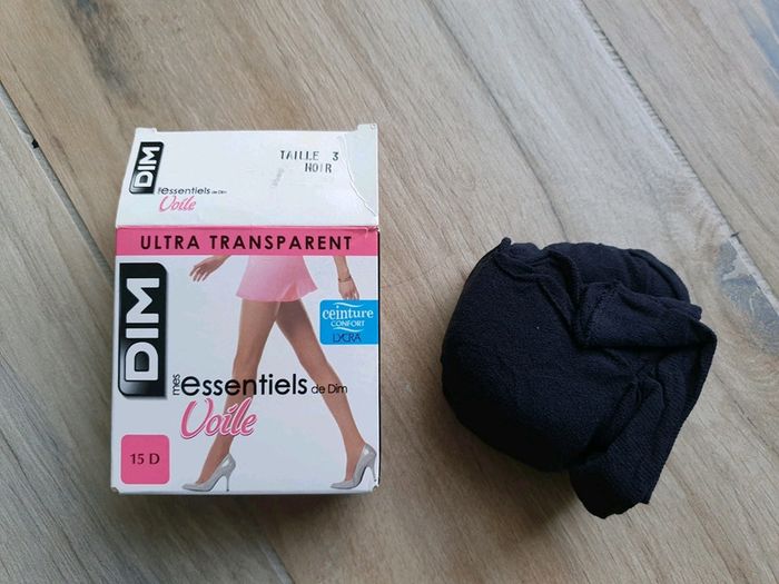 Collants neufs Dim Mes essentiels Taille 3 noir