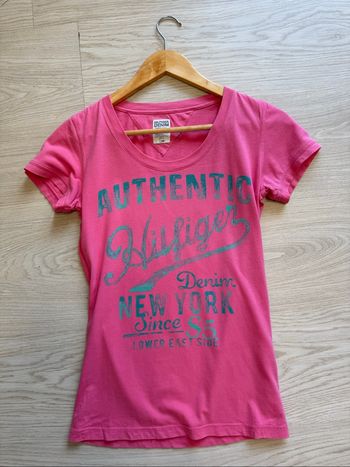 T-shirt manches courtes fuchsia tommy Hilfiger taille 36 S