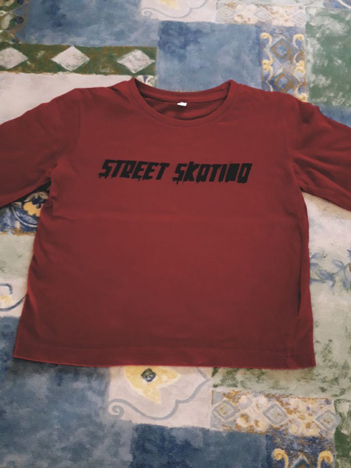 T-shirt manche longue - 8 ans - photo numéro 3