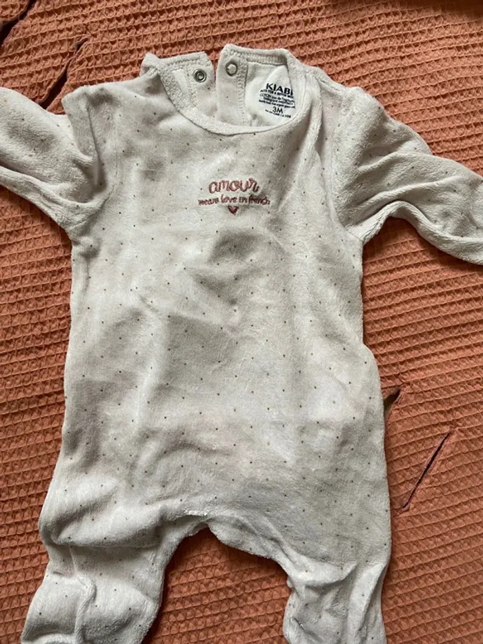 Lot pyjamas velours 3 mois - photo numéro 3