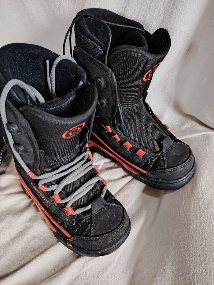 Chaussures de snowboard