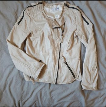 Veste en cuir 34 AJC couleur crème