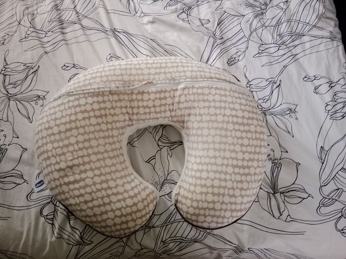 Coussin d'allaitement - photo numéro 3