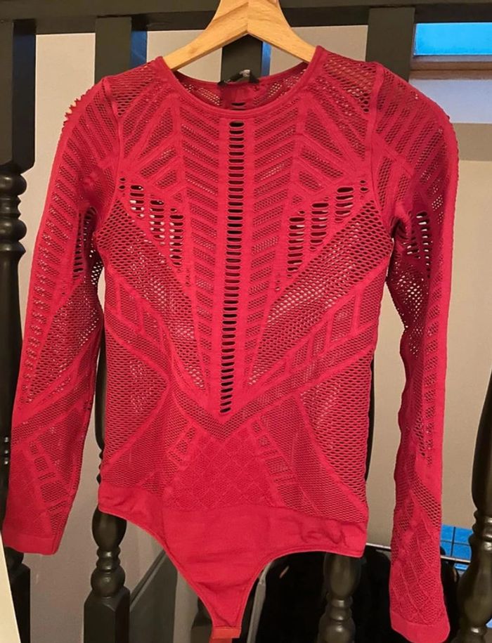 haut body motif trou - photo numéro 2