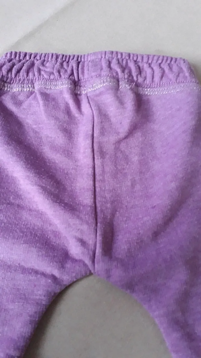 Pantalon (jogging) 3 Mois - photo numéro 4