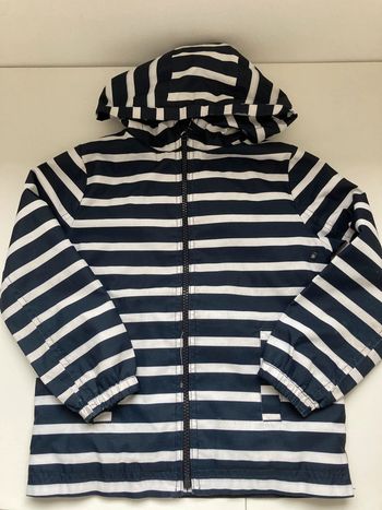 Imperméable à capuche