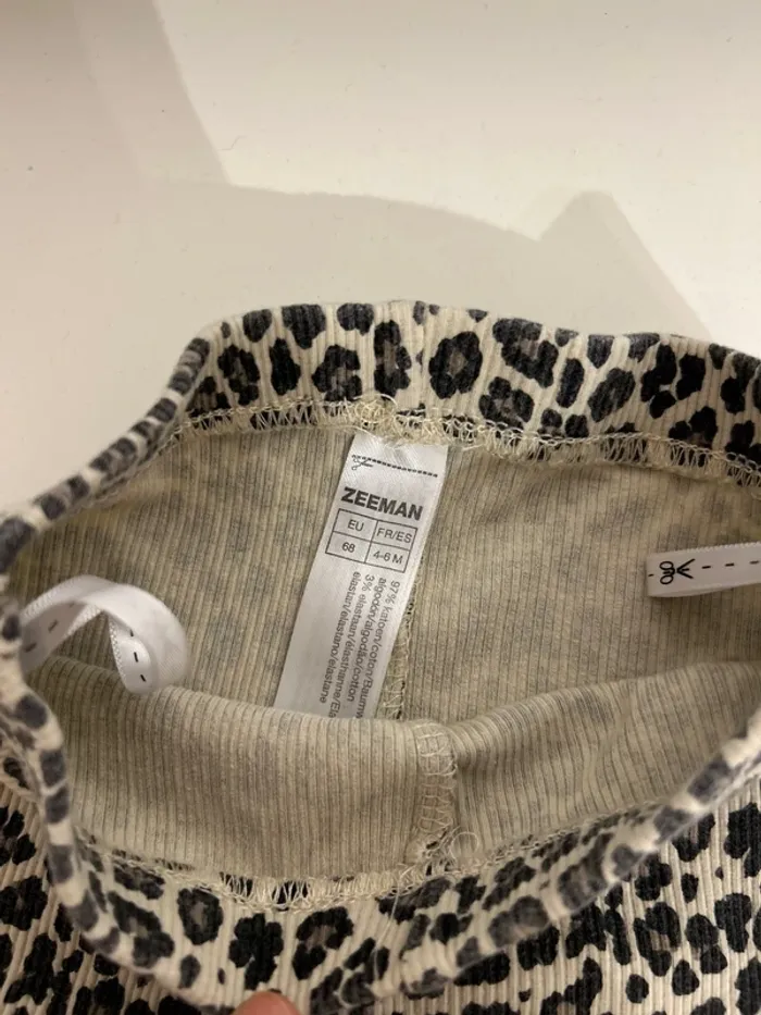 Petit pantalon évasé motifs léopard 4-6 mois - photo numéro 2