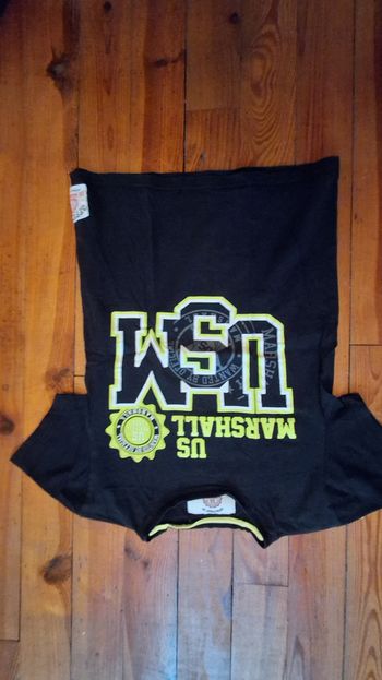 T-shirt noir taille S