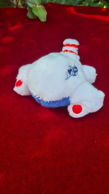 Doudou avion vibre et ce déplace Mascotte Aquafresh Rare