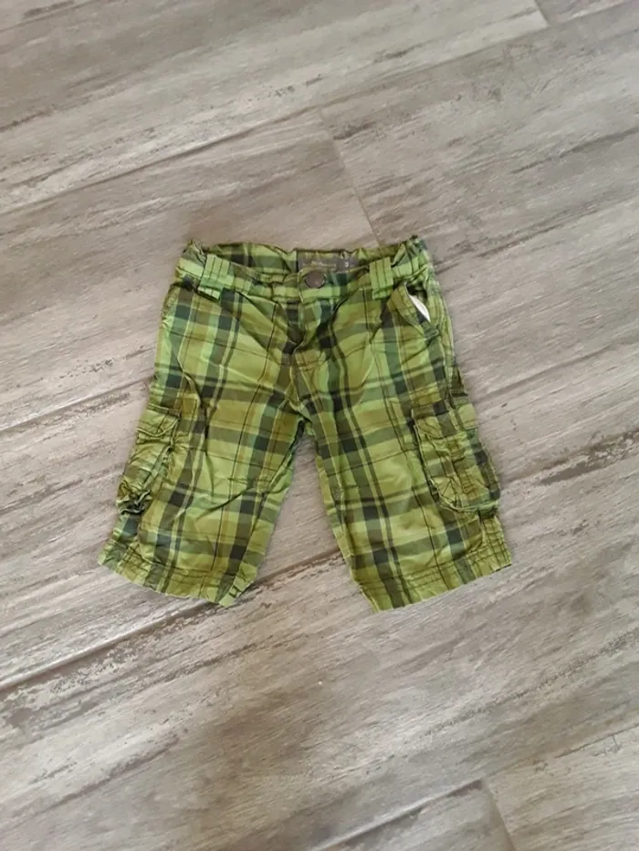 Short 3 ans (98 cm) - photo numéro 2