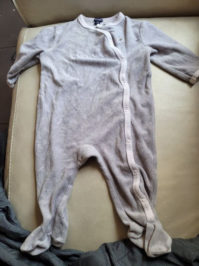 Pyjama velours taille 9 mois kiabi
