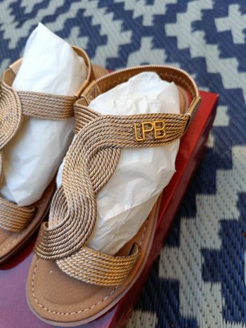 Sandales les petites bombes
