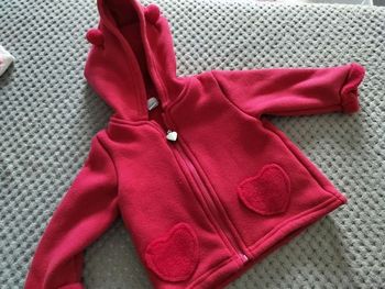 Gilet rouge polaire 3 mois neuf kimbaloo 