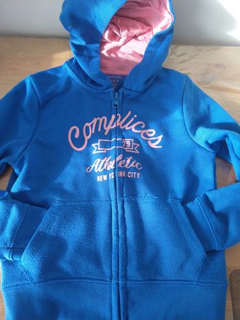 Gilet à capuche 7 ans