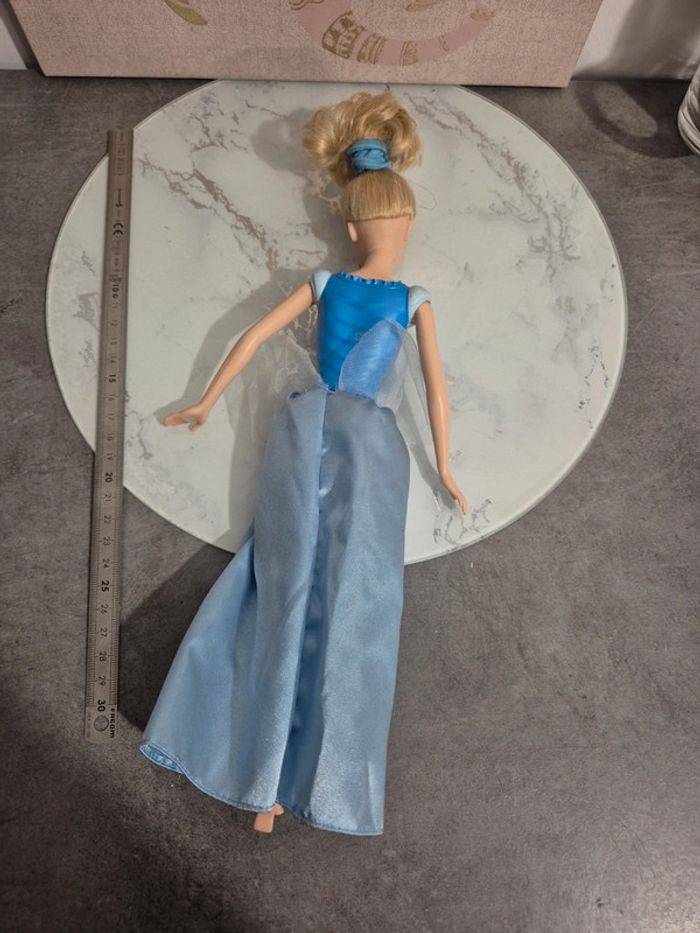 Barbie cendrillon - photo numéro 4