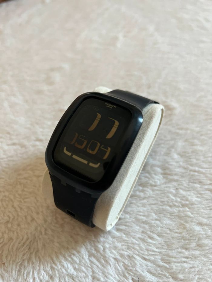 Montre swatch touch swiss noir - photo numéro 2