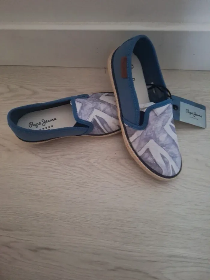 Chaussures slip on Pepe Jeans 34 neuve - photo numéro 2