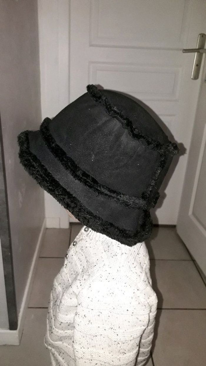 chapeau noir - photo numéro 2