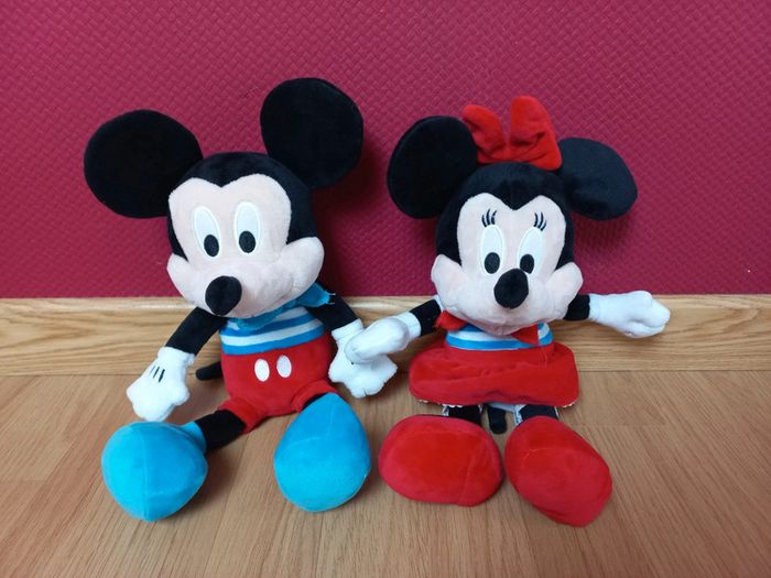 Gros lot de peluches Mickey - photo numéro 7