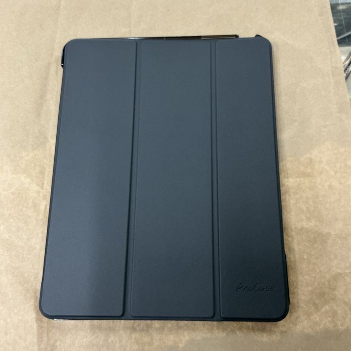 Apple iPad Pro 13 pouces M4 A2926 256 Go, Wi-Fi + 5G, 13 pouces, débloqué, batterie 100% en parfait - photo numéro 3