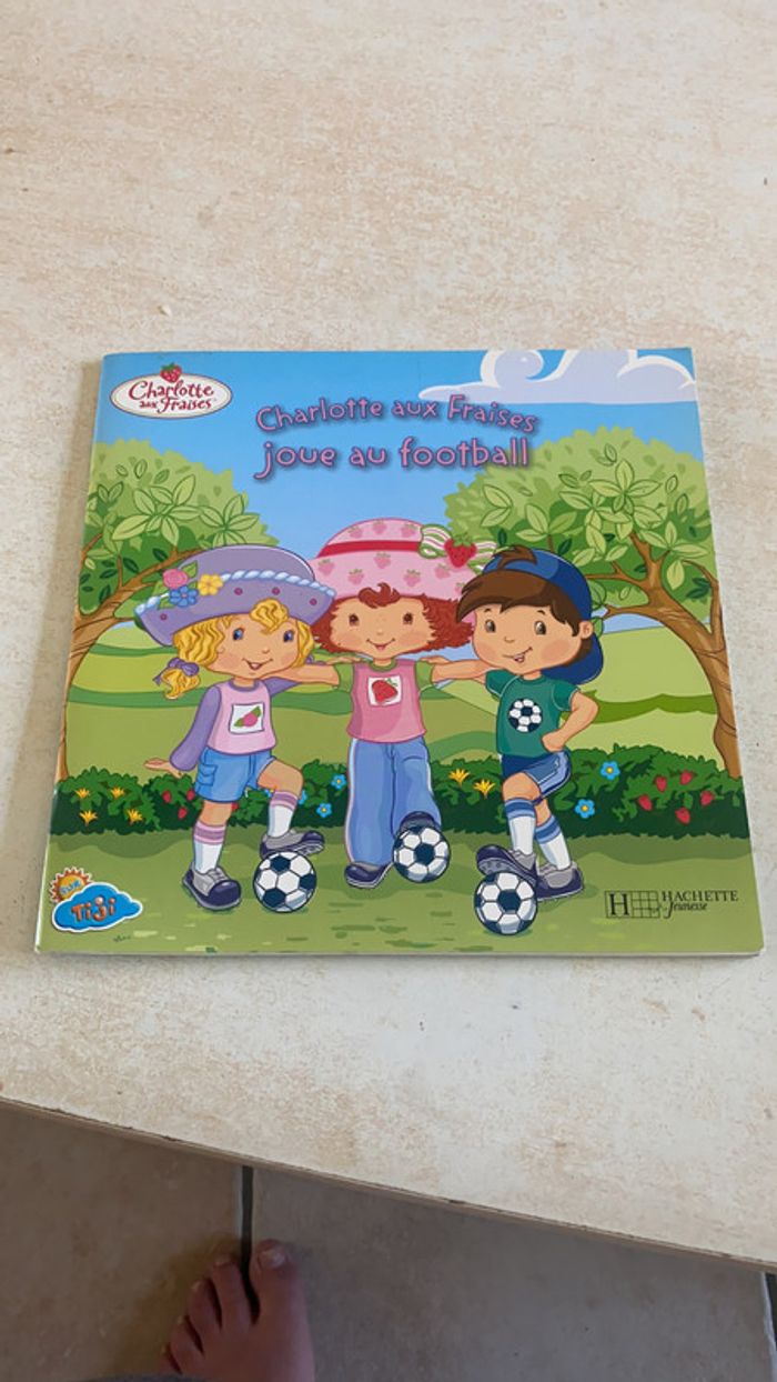 Livre Charlotte aux Fraises