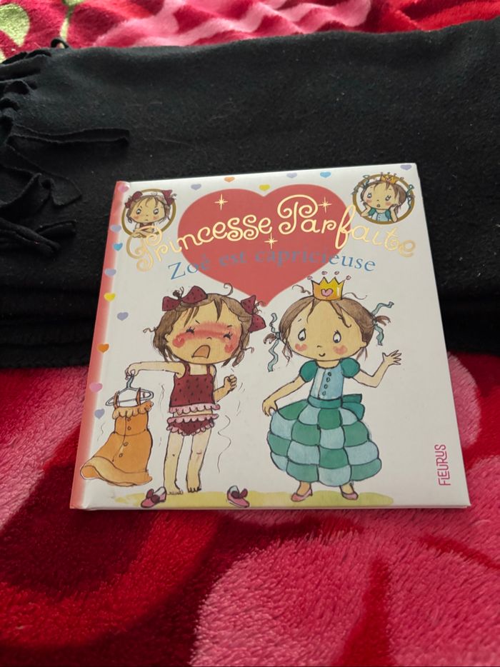 Livre princesse parfaite « Zoé est capricieuse » - photo numéro 2