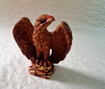 Statuette Figurine Aigle Décoration Effet Bois