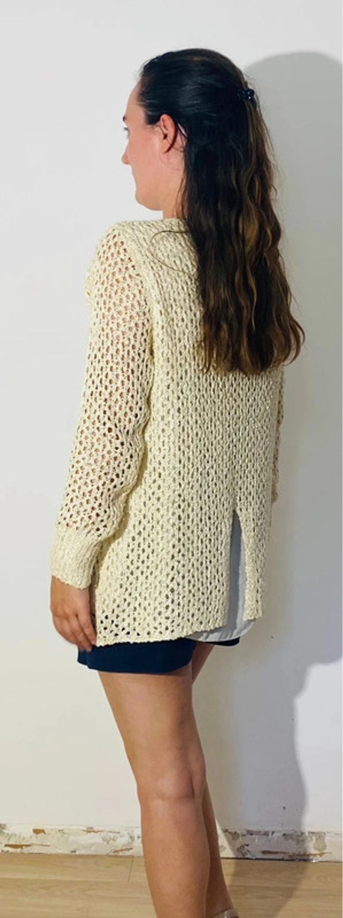 Pull blanc avec lisere dore M - photo numéro 3