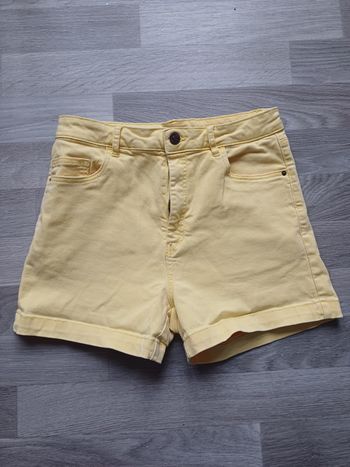 Short jaune Kiabi
