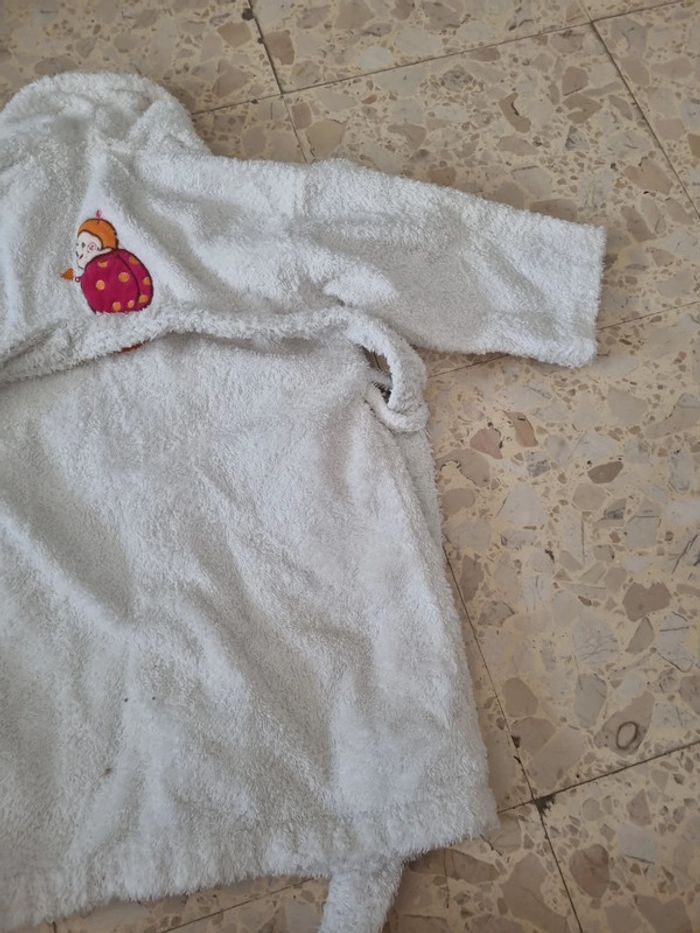 Peignoir carré blanc 2 ans - photo numéro 6