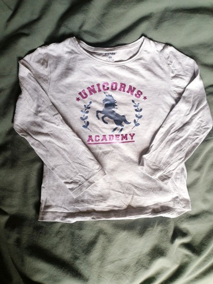 T-shirt à manches longues kiabi 4ans