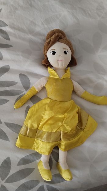 Poupée princesse Belle