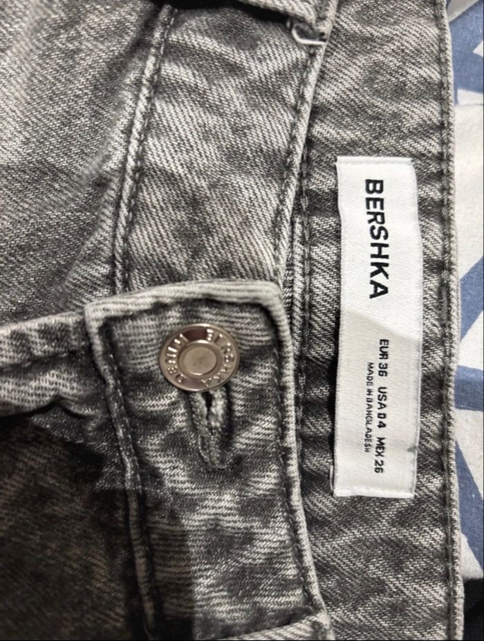 Jean bershka - photo numéro 2