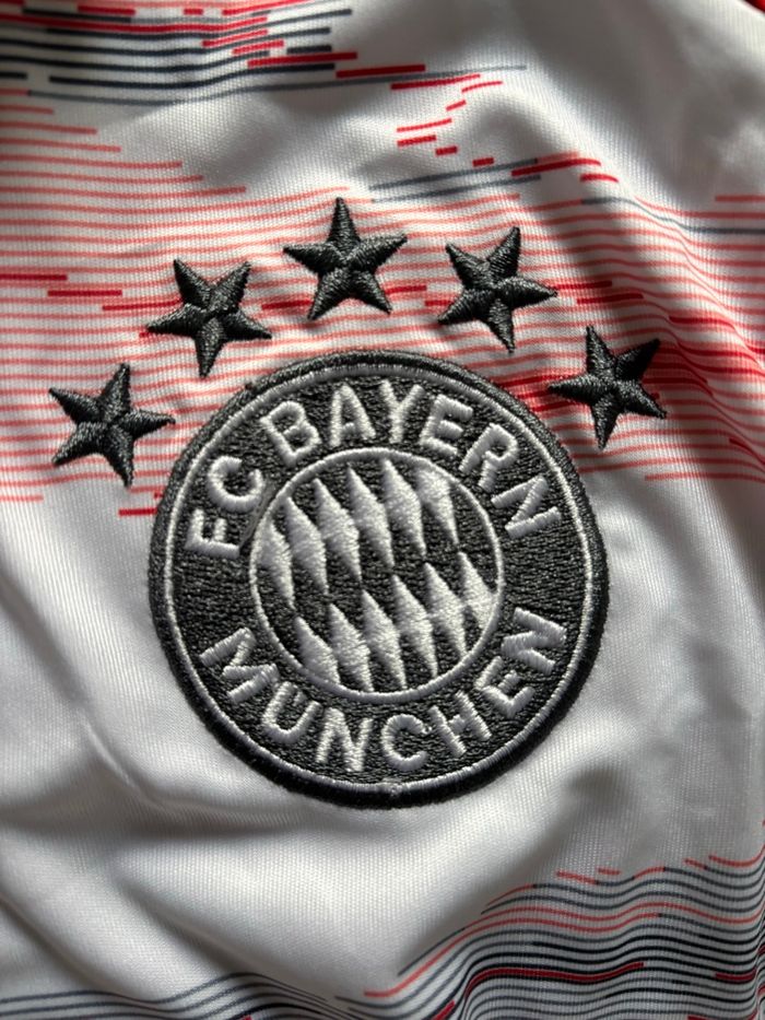 Maillot du Bayern Munich ⭐️ Taille S - photo numéro 7