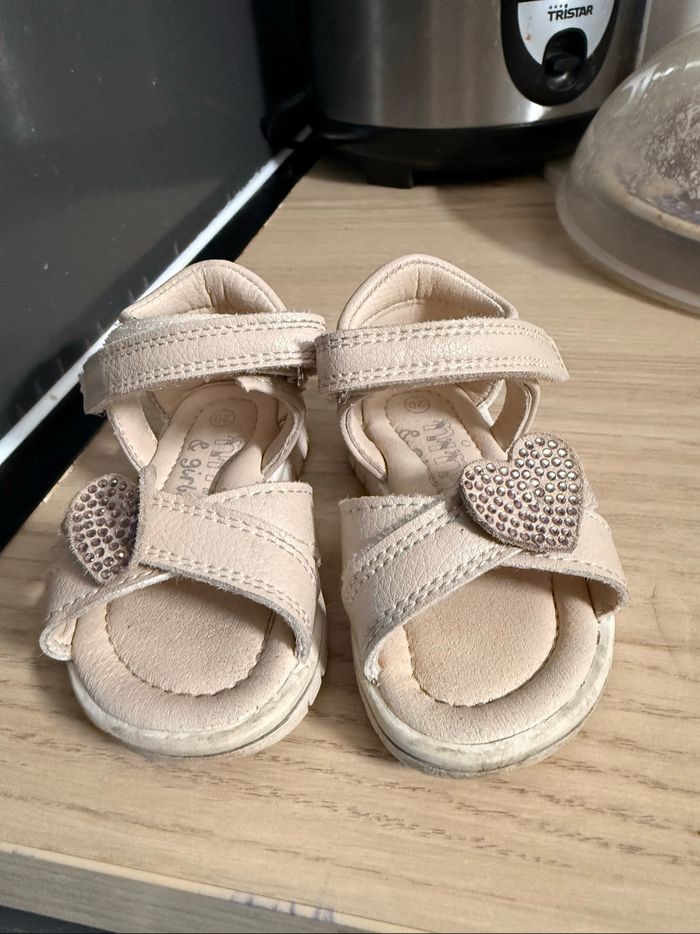 Chaussures pour bébé fille