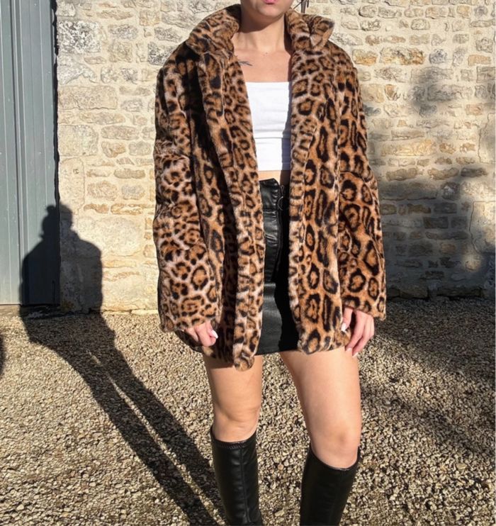 Veste en fausse fourrure léopard - photo numéro 2
