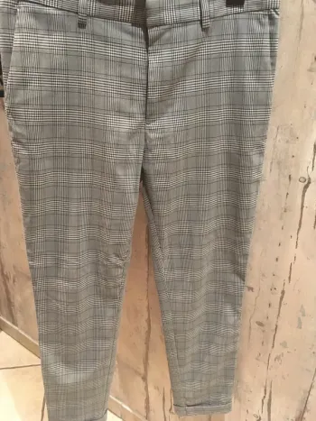Superbe pantalon chic et sophistiqué en 42 de chez H&M en excellent état