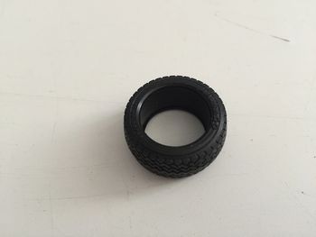 Pneu seul pièce détachée miniature Ferrari F40 1/24 Burago #A31