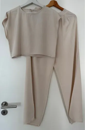 Ensemble débardeur et pantalon