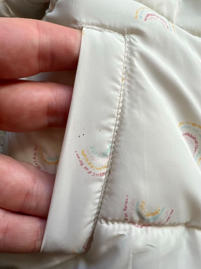 Doudoune motifs arc-en-ciel taille 18 mois Tex - photo numéro 4