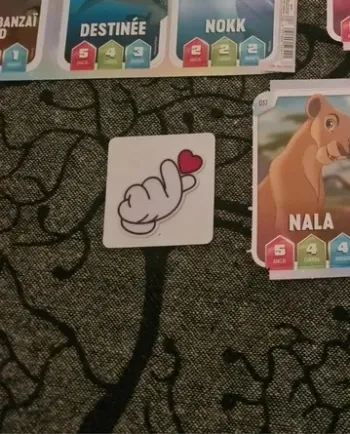 Fixeez leclerc disney. + 20 cartes